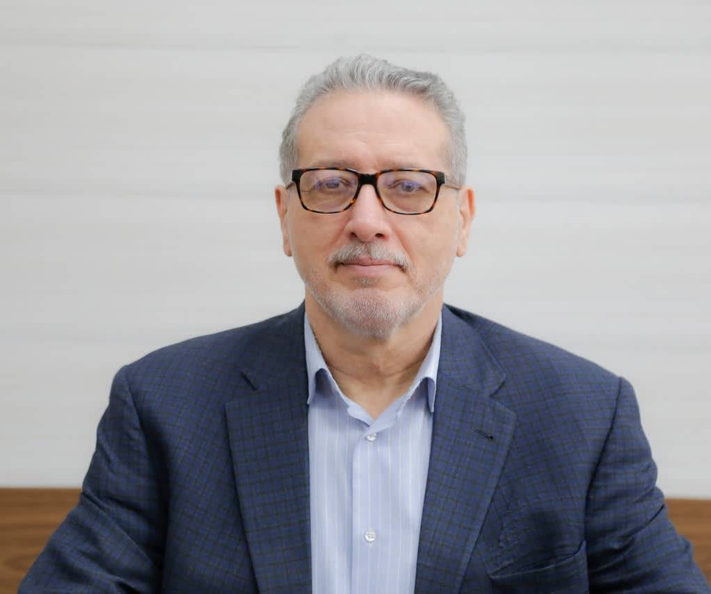 تصویر دکتر عباس بدخشان